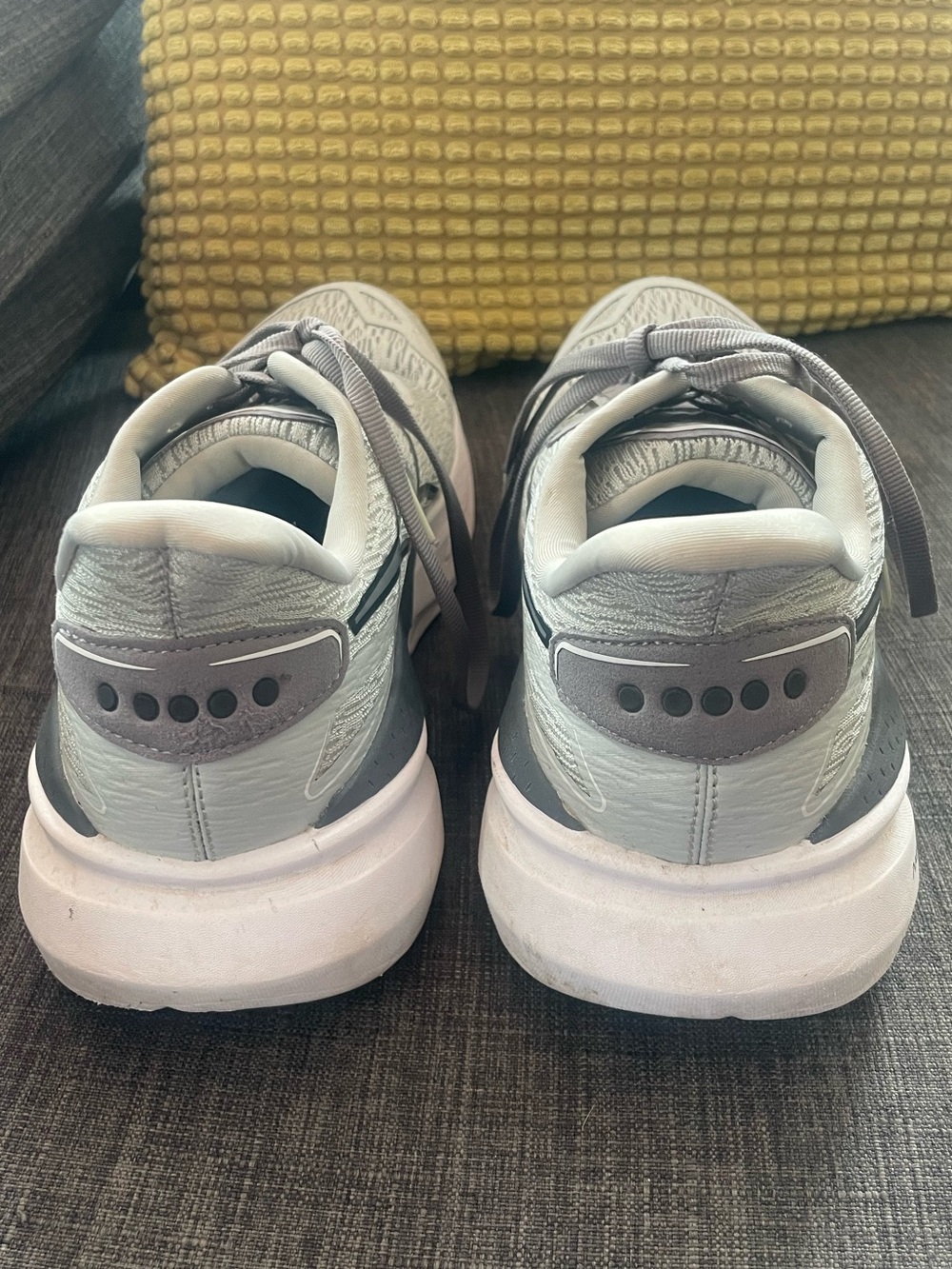 Diadora Nucleo 2, Size 10.5 - Picture 2 of 8